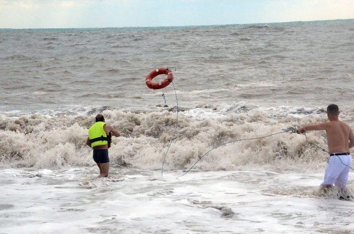 Kuzenlerin Dev Dalgalarla Yaşam Mücadelesi G1