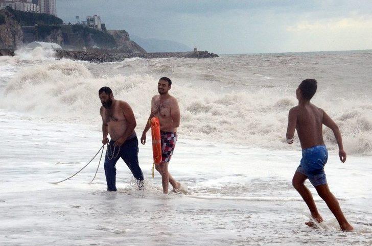 Kuzenlerin Dev Dalgalarla Yaşam Mücadelesi G5