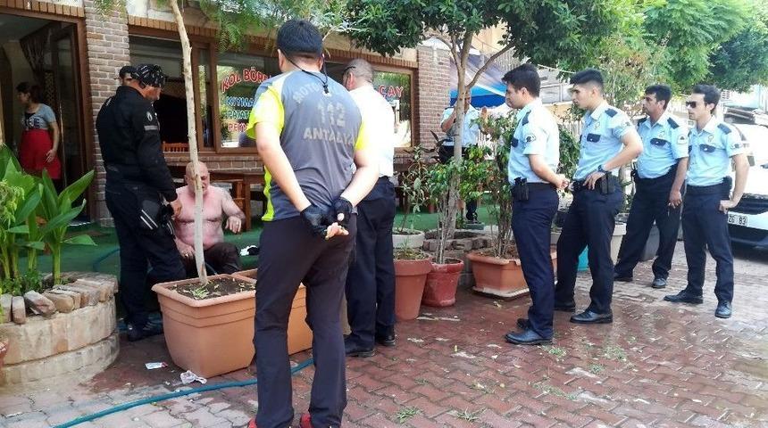 Zabıtanın Cezasına Sinirlendi, Kendini Yakmak İstedi