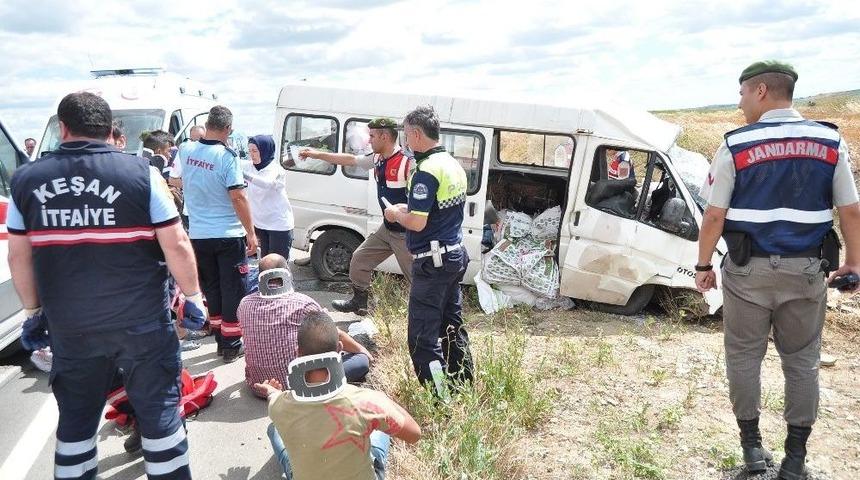 Edirne&rsquo;de Trafik Kazası: 7 Yaralı