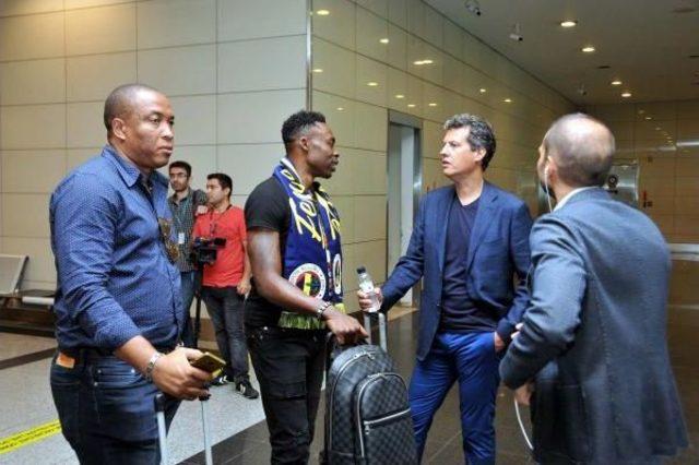 Fenerbahçe'nin Yeni Transferi Kameni İstanbul'da