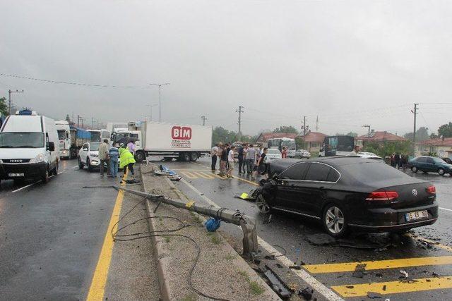 Bolu Dağı’nda Trafik Kazası: 2 Yaralı