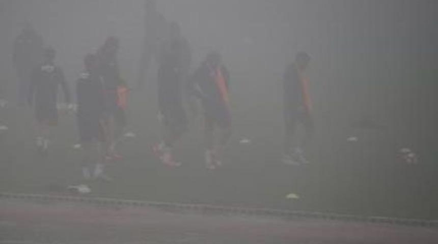 Fenerbah&ccedil;e Yoğun Sis Altında &Ccedil;alıştı