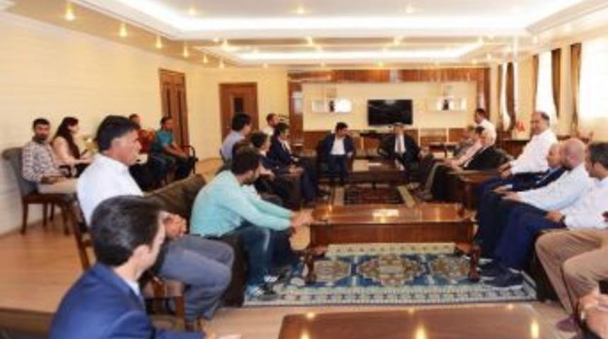 Ak Parti Ardahan İl Teşkilatından Vali Bilmez&rsquo;e Ziyaret