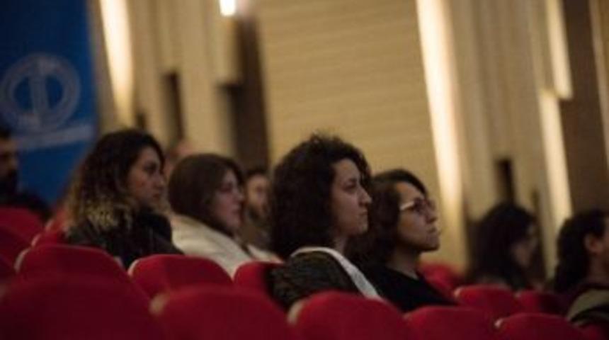 A&ccedil;ık&ouml;ğretim Sistemi &Ccedil;evrimi&ccedil;i &Ouml;ğrenci Toplulukları B&uuml;y&uuml;k İlgi G&ouml;r&uuml;yor