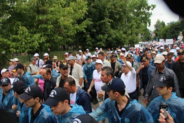 Kocadon, Kılı&ccedil;daroğlu İle Birlikte &lsquo;adalet Y&uuml;r&uuml;y&uuml;ş&uuml;&rsquo;ne Katıldı 2