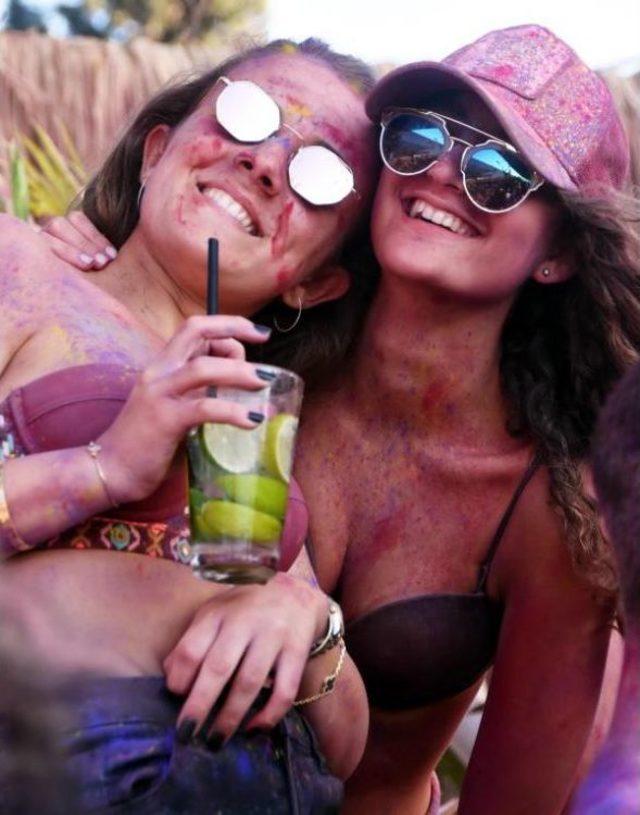 Toz Boya Savaşı Yaptılar 2