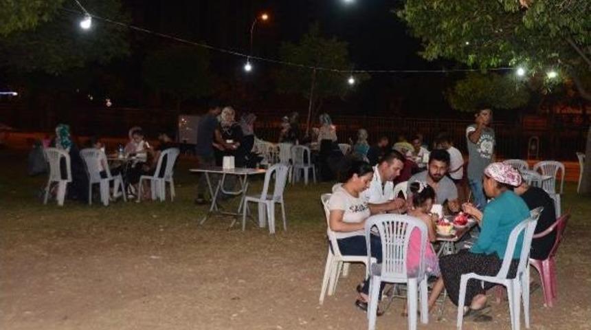 Buzlu Bici Bici Serinletiyor