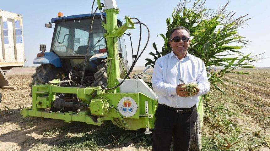 B&uuml;y&uuml;kşehir&rsquo;den &Ccedil;ift&ccedil;iye Silaj Bi&ccedil;me Desteği