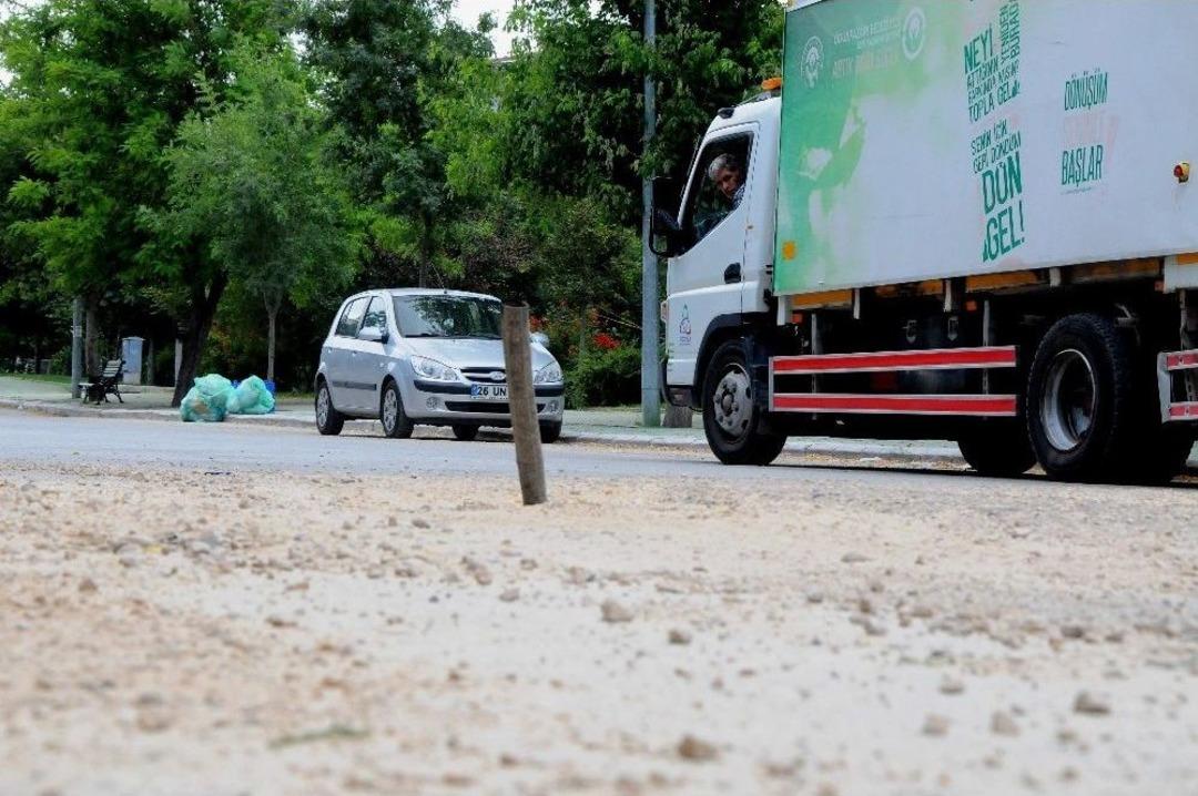 Ortada Boru Var Yandan Ge&ccedil;