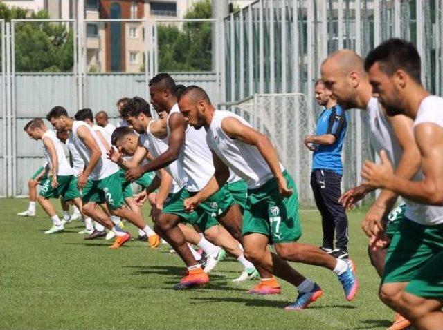 Bursaspor Teknik Direktörü Le Guen: 