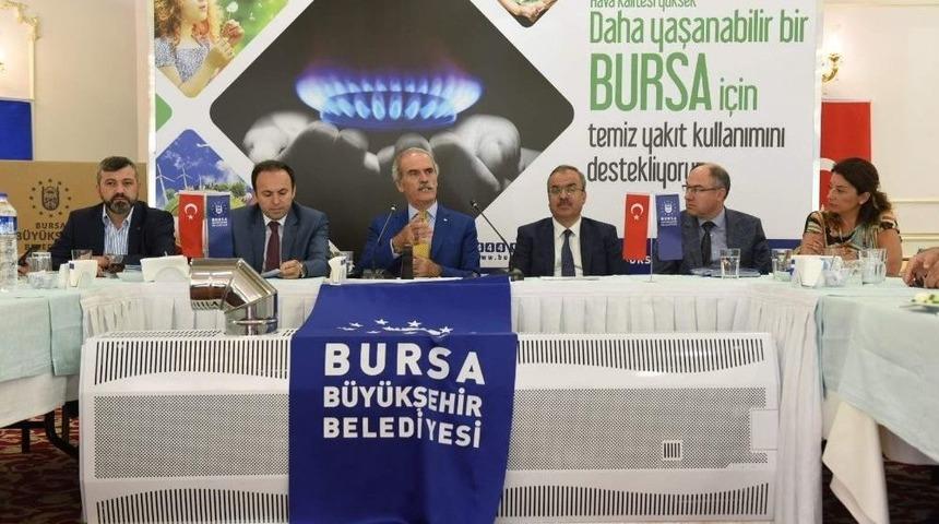 T&uuml;rkiye&rsquo;de &Ouml;rnek Proje: Dar Gelirliye K&ouml;m&uuml;r Yerine Doğalgaz Yardımı Başlıyor