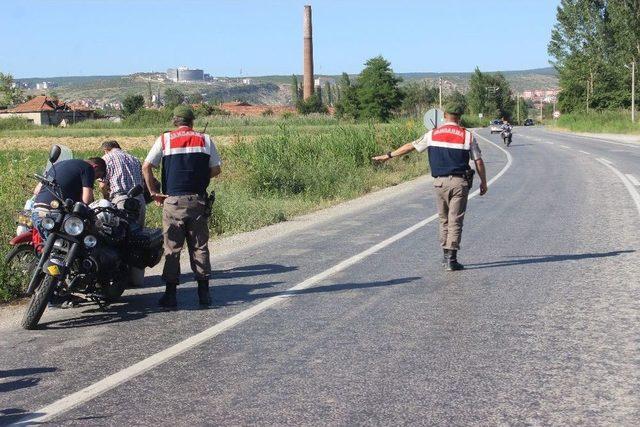 Drone Hava Aracıyla Trafik Kontrolü Ve Asayiş Uygulaması