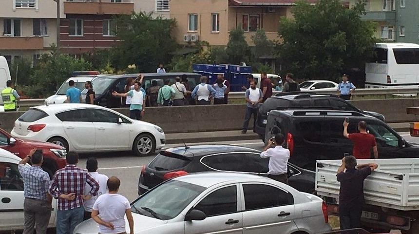 Adalet Y&uuml;r&uuml;y&uuml;ş&uuml;ne Saldırı Son Anda B&ouml;yle &Ouml;nlendi