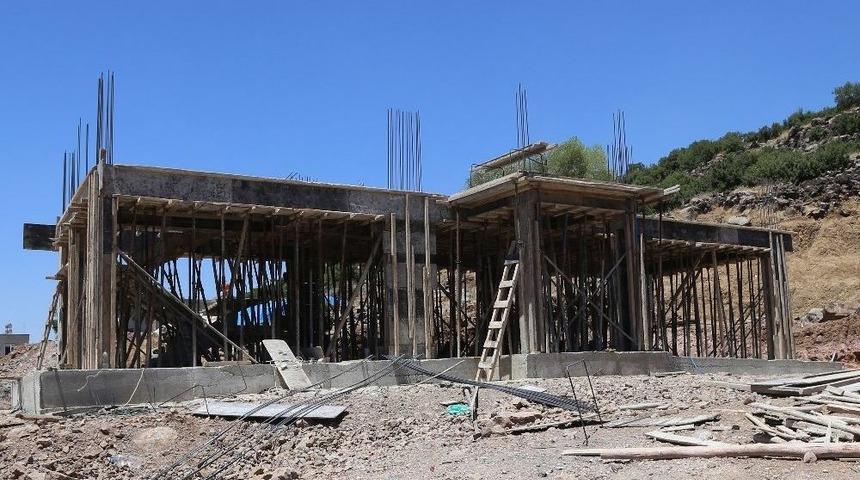 3 Mahalleye Aynı Anda Sosyal Tesis Yapılıyor