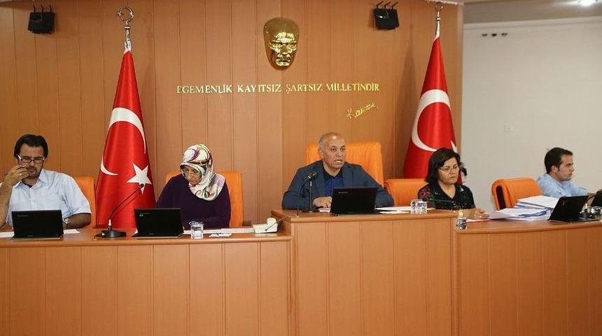 Başkan &Ccedil;alışkan: &ldquo;karaman, Yatırımlarda En Parlak D&ouml;nemlerinden Birini Yaşıyor&rdquo;