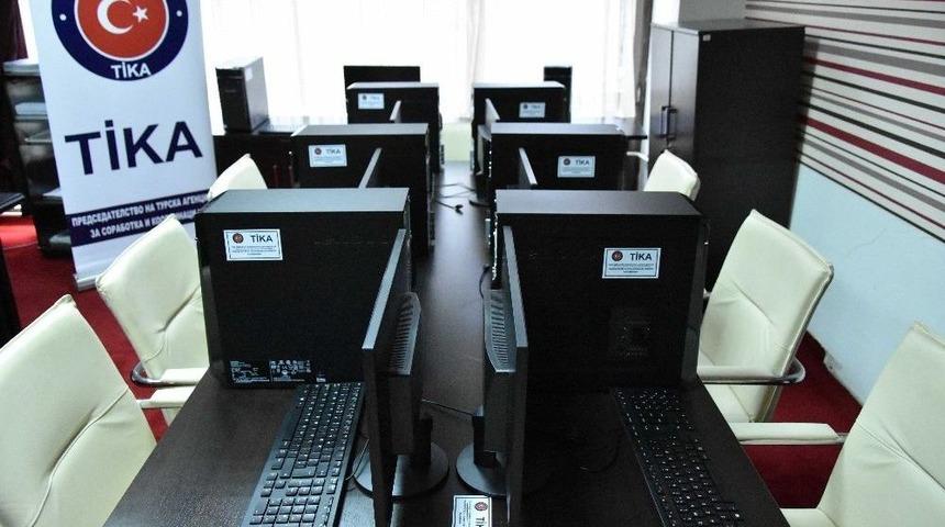 Makedonya Sivil Havacılık Ajansı&rsquo;na Teknik Donanım Desteği