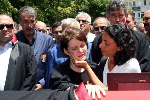 Gemlik’Te Eski Eş Dehşetinde, Öldürülen Avukatın Davayla Ilgisi Yokmuş (2)