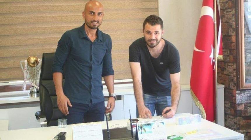 Tuzlaspor Osman Fırat&rsquo;ı Transfer Etti