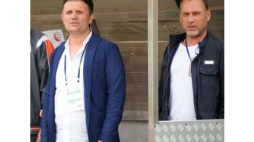 Karşıyaka'da Umut-Durak G&uuml;ndemde