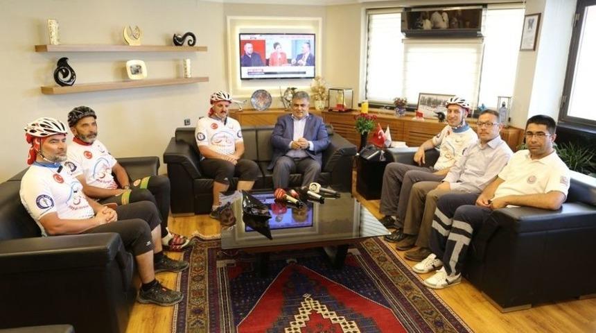 Başkan &Ouml;zg&uuml;ven: &ldquo;bu Y&uuml;ce Millet 15 Temmuz Ruhunu Sonsuza Kadar Yaşatacaktır&rdquo;