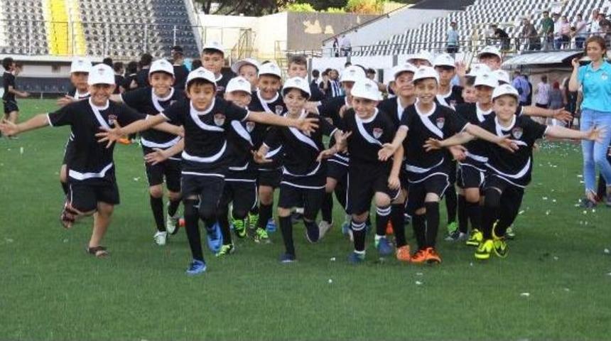 Manisaspor Yaz Okulu Başladı
