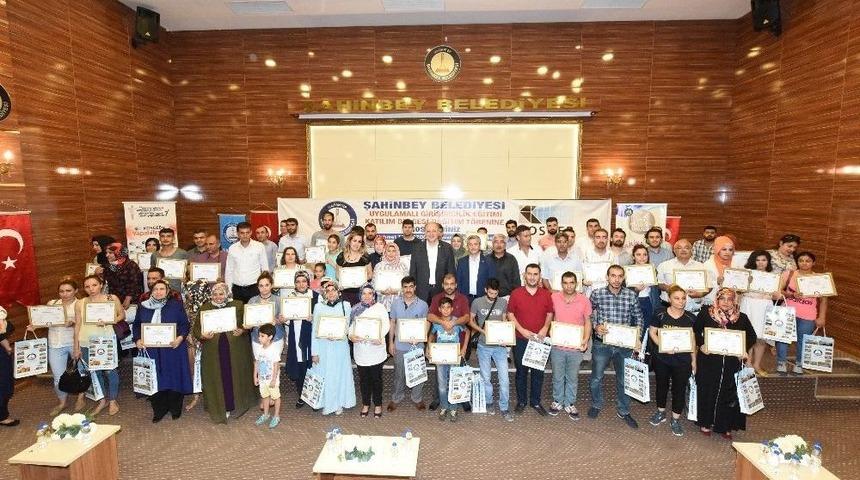 Şahinbeyli Girişimciler Sertifikalarını Aldı
