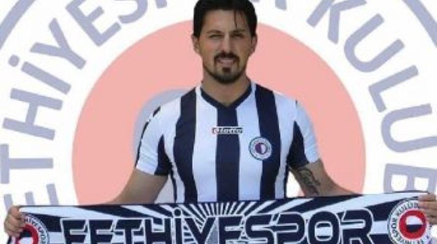 Fethiyespor Kaleci Cihan'a Imza Attırdı