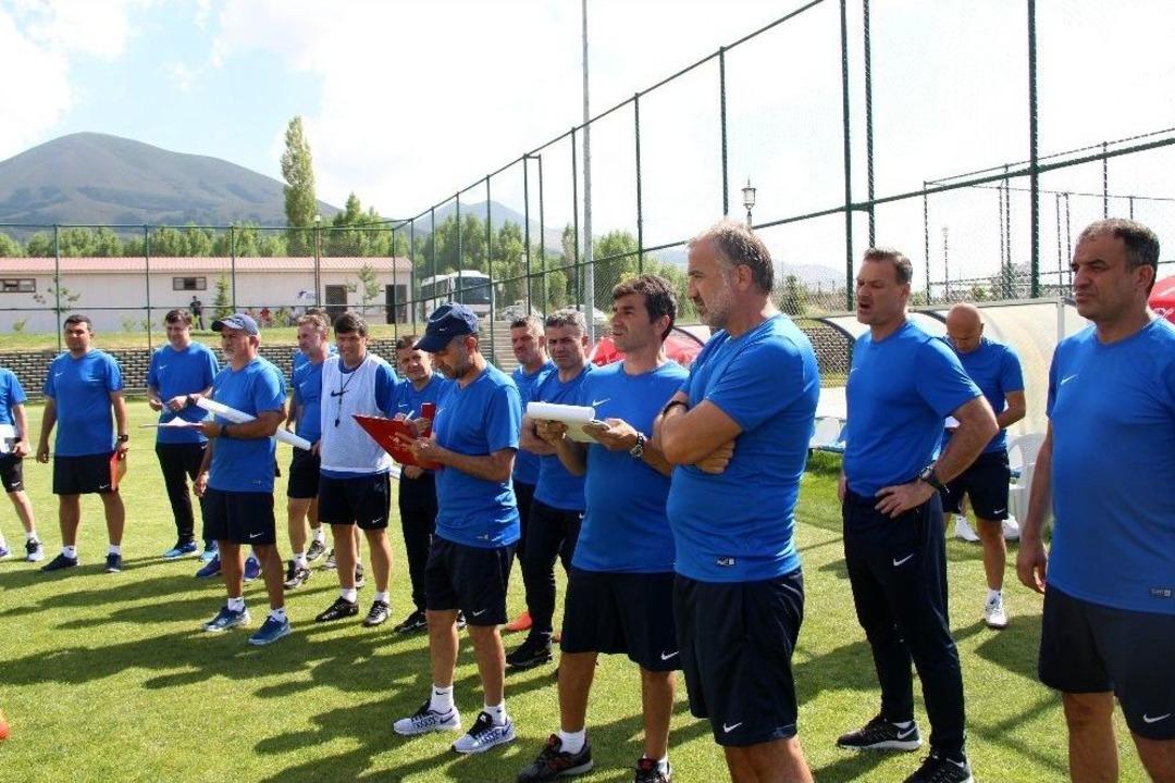 Uefa Pro Lisans Kursu&rsquo;nun İlk Etabı Başladı
