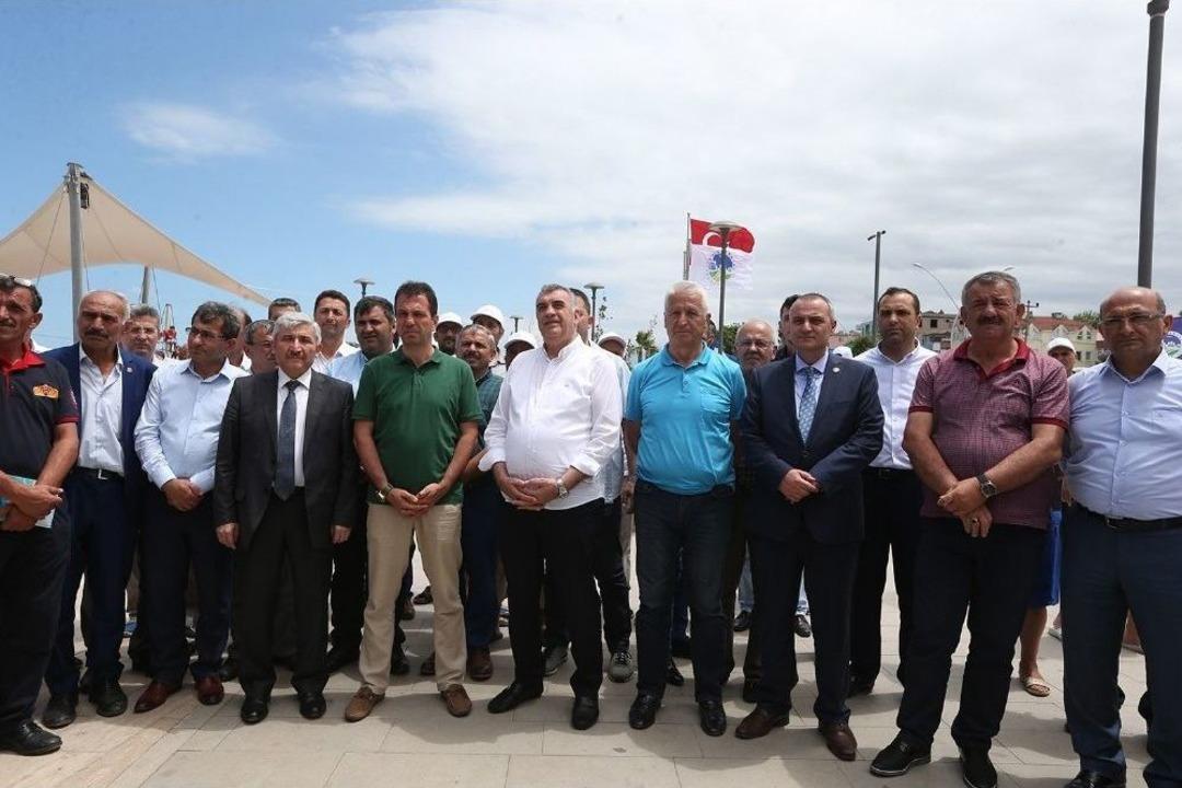 Karasu Plajı&rsquo;nda 2017 Yılında Da Mavi Bayrak Dalgalanacak