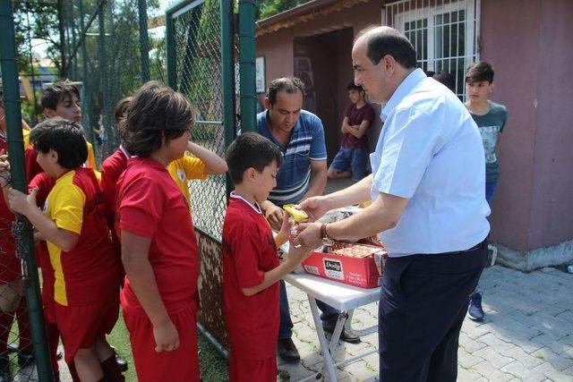 Gülüç Belediyesi Yaz Futbol Okulunu Açtı