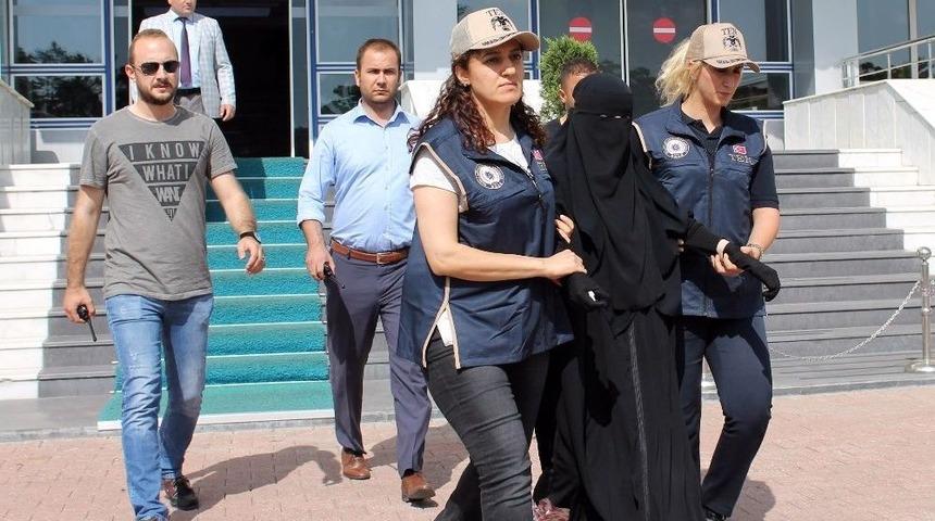 &rsquo;adalet Y&uuml;r&uuml;y&uuml;ş&uuml;&rsquo;ne Saldırı Olayında Deaş Militanına Yardım Eden 3 Kişi G&ouml;zaltına Alındı