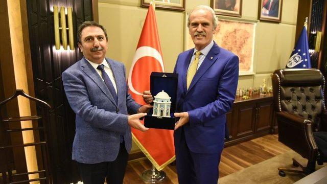 Başkan Altepe’den Şahin’e Tebrik