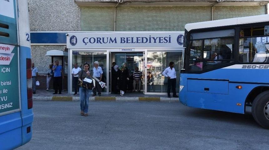 &Ccedil;orum&rsquo;da Klimalı Duraklar Vatandaşı Serinletiyor