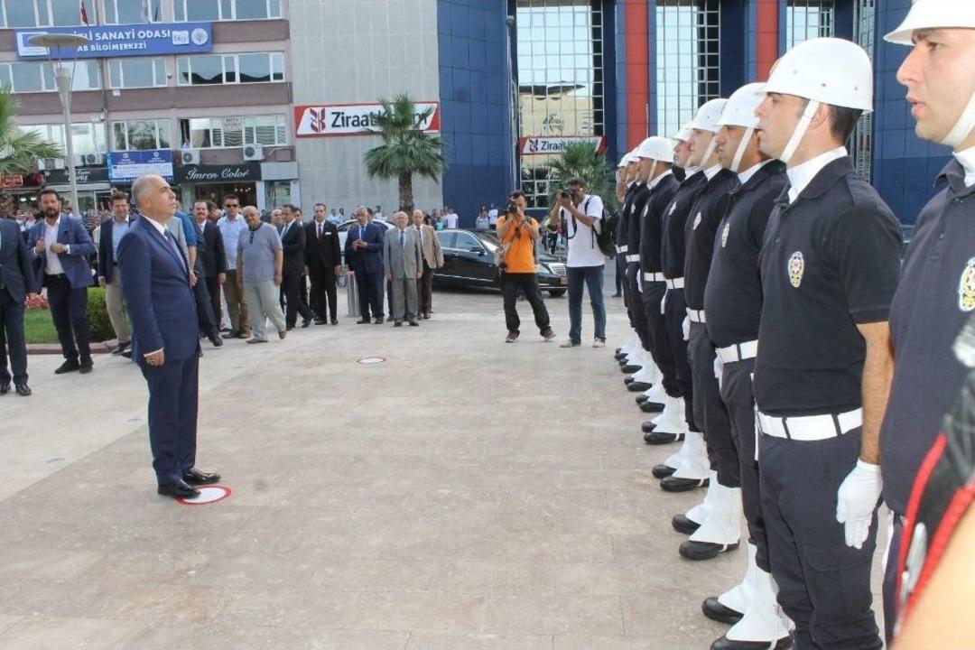 Vali Karahan Denizli&rsquo;de G&ouml;reve Başladı