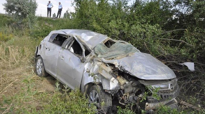 Hurdaya D&ouml;nen Otomobilden Yaralı Kurtuldu