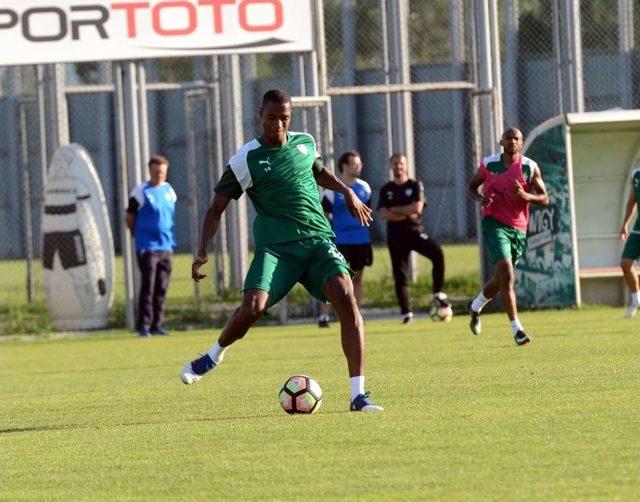 Bursaspor’da Hazırlıklar Sürüyor