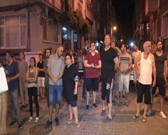 Bakırköy'de Korkutan Yangın: 3 Yaralı