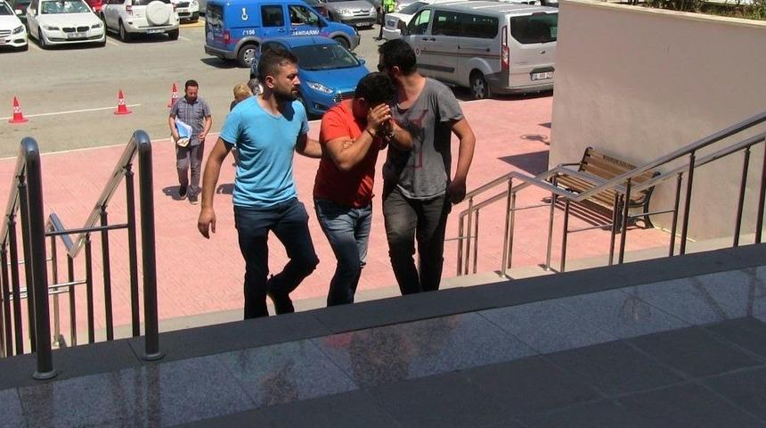 Torbacı Taksi Şof&ouml;r&uuml; &Ccedil;ıktı