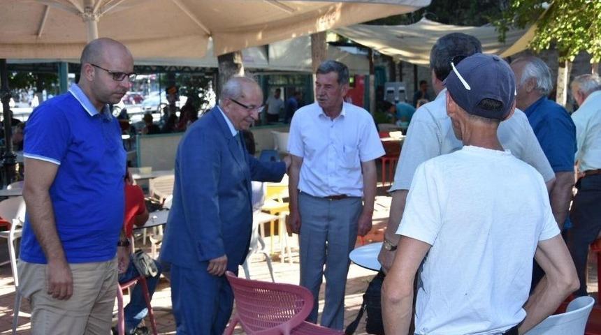 Başkan Albayrak Esnaf Ve Vatandaşlarla Bir Araya Geldi