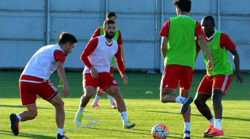 Sivasspor&rsquo;da Yeni Sezon Hazırlıkları S&uuml;r&uuml;yor