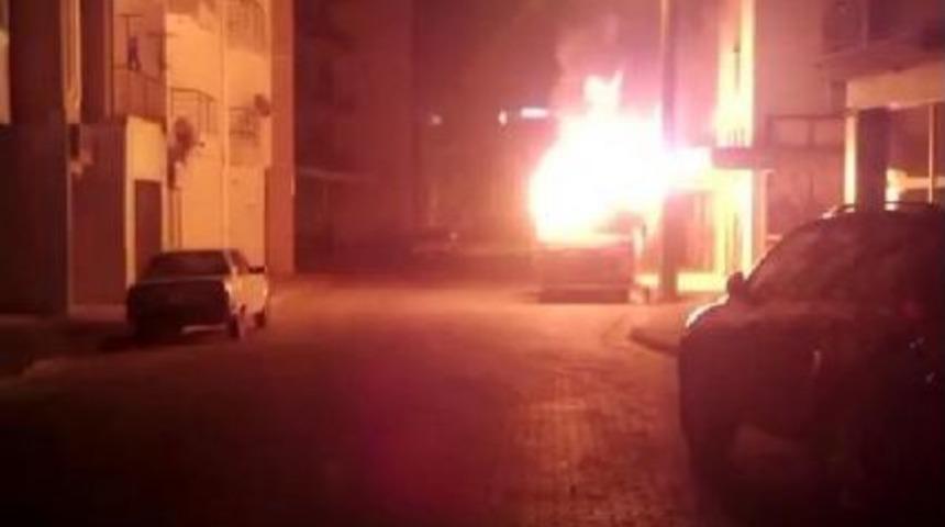 Seyyar Kokore&ccedil; Minib&uuml;s&uuml; Yandı