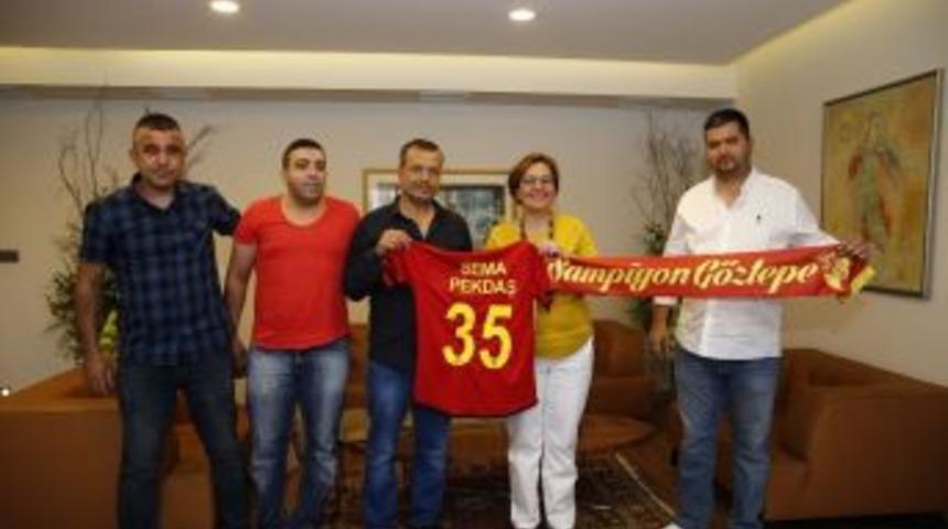 G&ouml;ztepe&rsquo;nin Taraftarlarından Başkan Pekdaş&rsquo;a Ziyaret