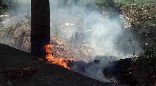 Manisa’da Sağlık Ocağı Yakınında Yangın