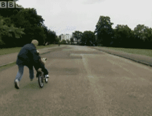 Fail magic. Fail gif. Ride a Bike gif. Fail Bike gif. Родители на спорте fail gif.