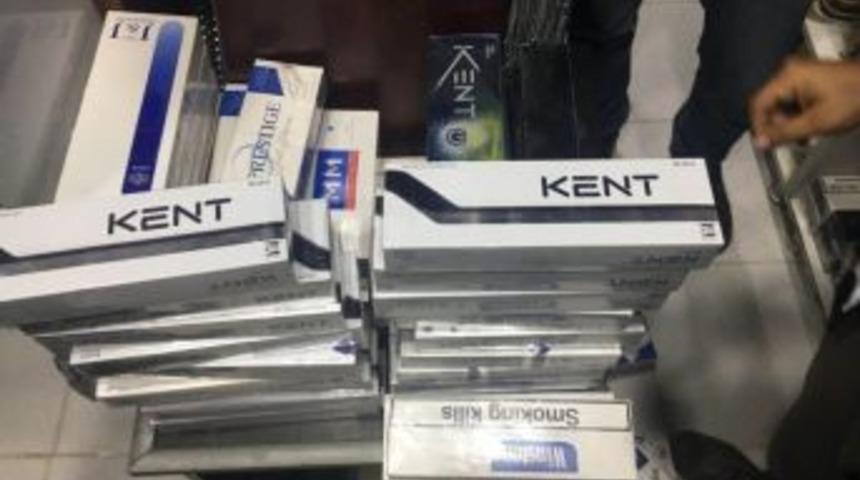 Hakkari&rsquo;de Ka&ccedil;ak Sigara Ve Uyuşturucu Operasyonu