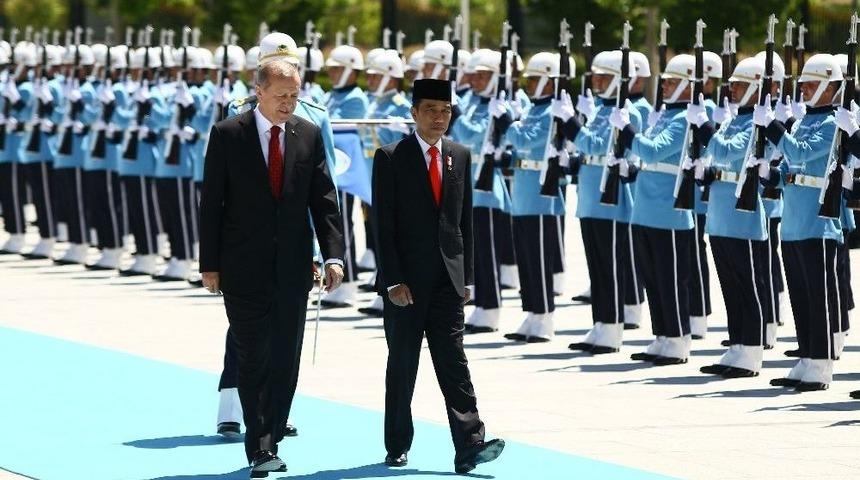 Cumhurbaşkanı Erdoğan, Endonezya Cumhurbaşkanı Widodo&rsquo;yu Resmi T&ouml;renle Karşıladı