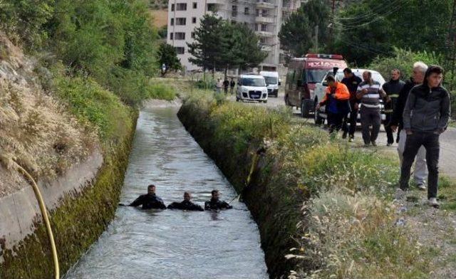 Otomobilin Uçtuğu Sulama Kanalında 1 Kişi Kayıp (2)