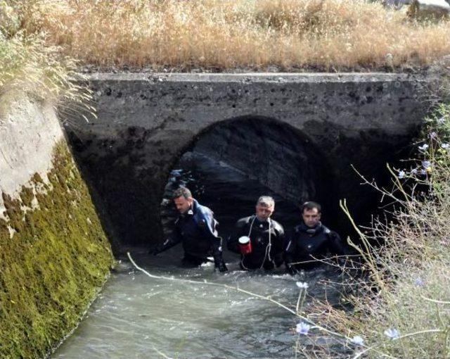 Otomobilin Uçtuğu Sulama Kanalında 1 Kişi Kayıp (2)