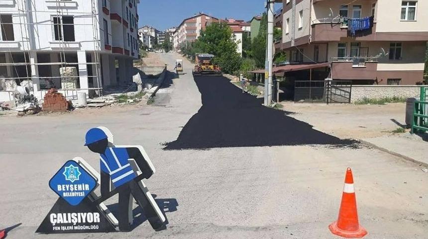 Beyşehir&rsquo;de Yol &Ccedil;alışmaları Devam Ediyor